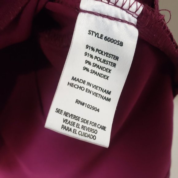 Beyond Scrubs Ceil Blue Wine Scrub Top Bundle XS - Picture 14 of 16